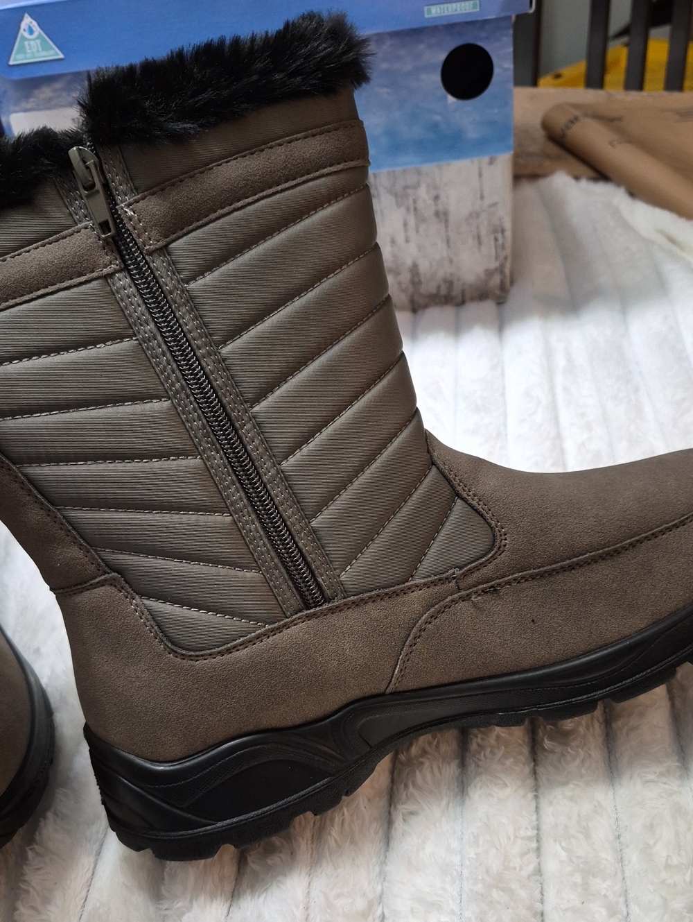 Easy Street Frazer Waterproof "Easy Works" Women's Sz 12 Wide Boots New - Picture 5 of 9